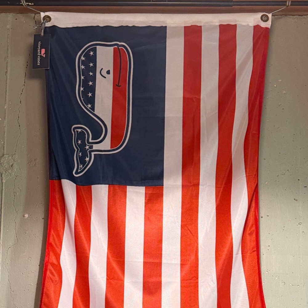 Vineyard Vines Red, White, and Blue Signature Whale Flag Logo with Grommets